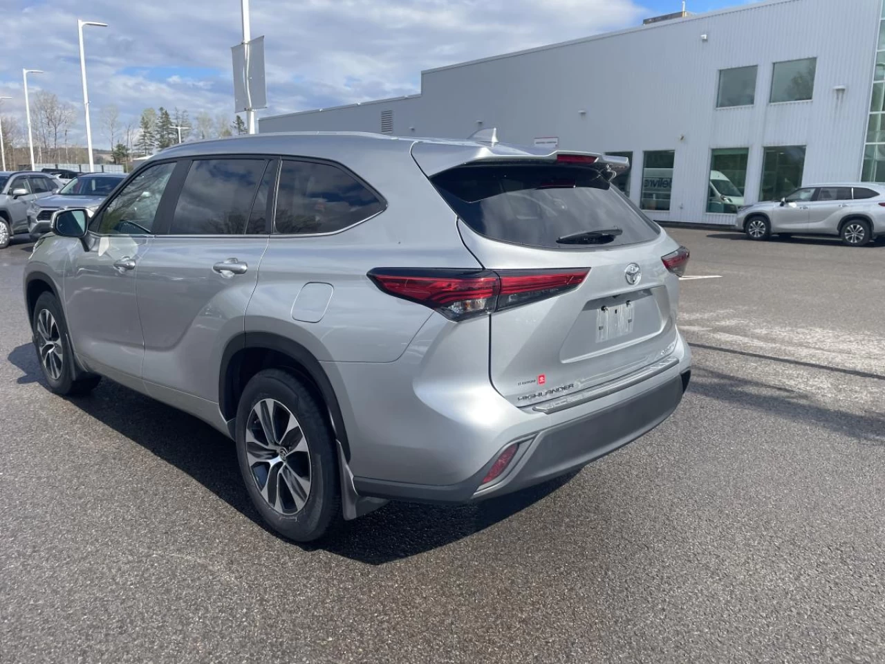 2023 Toyota Highlander XLE Image principale