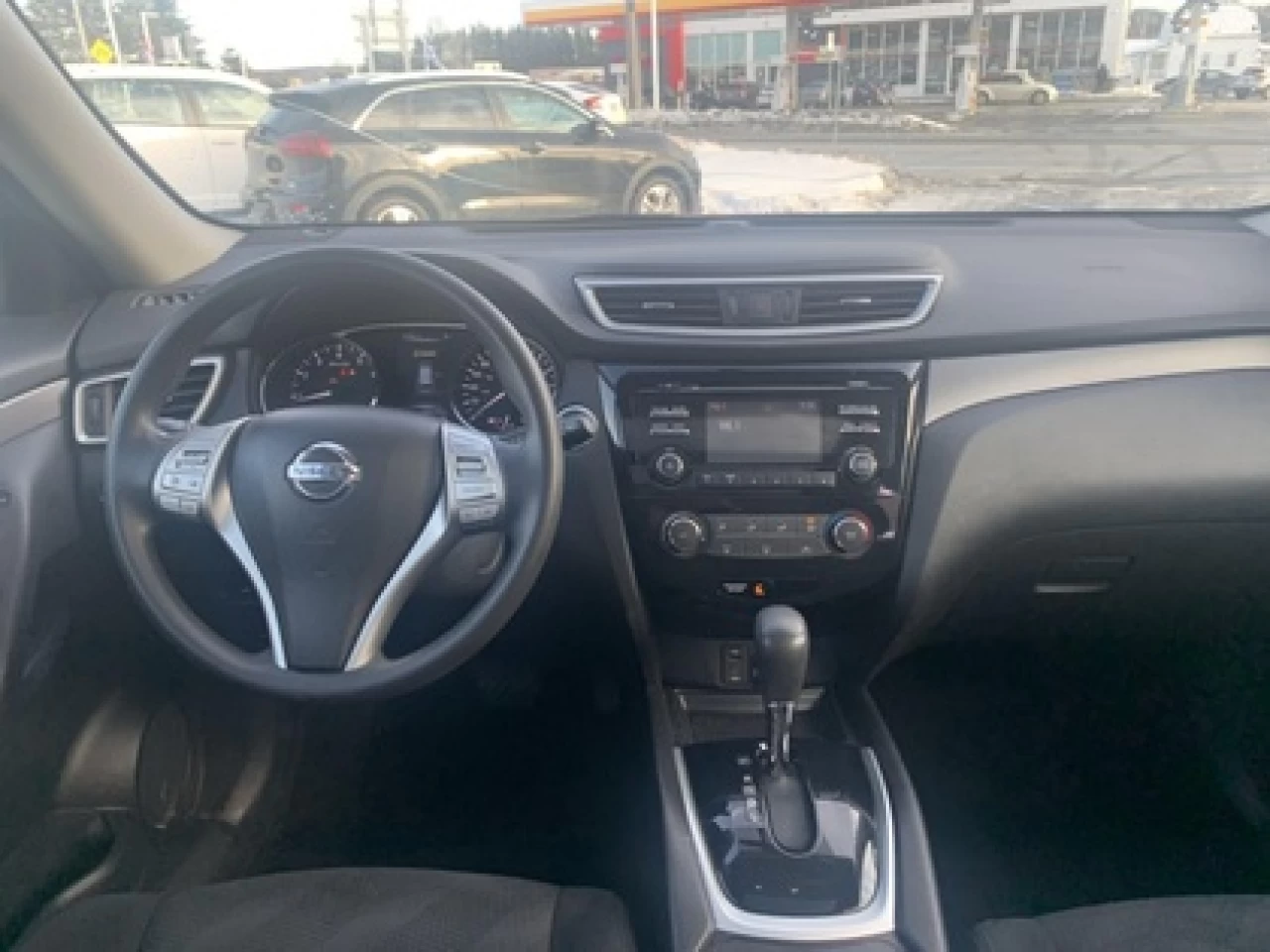 2016 Nissan Rogue SV/S Main Image