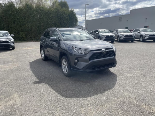 Toyota RAV4 XLE AWD 2021