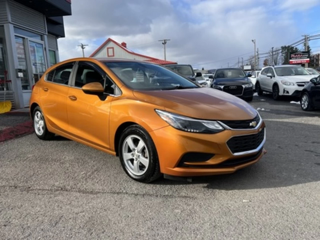 2017 Chevrolet Cruze LT Main Image