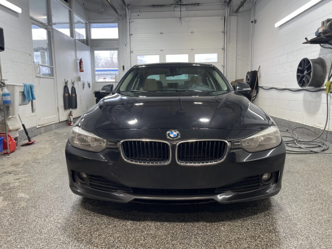 2013 BMW Serie 3 328i xDrive Image principale