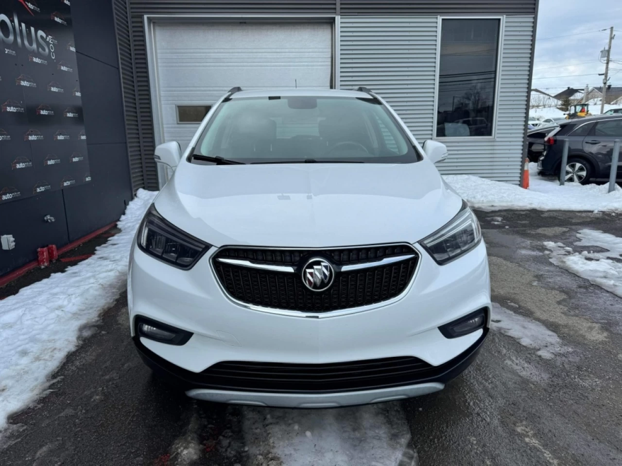 2017 Buick Encore Essence Main Image