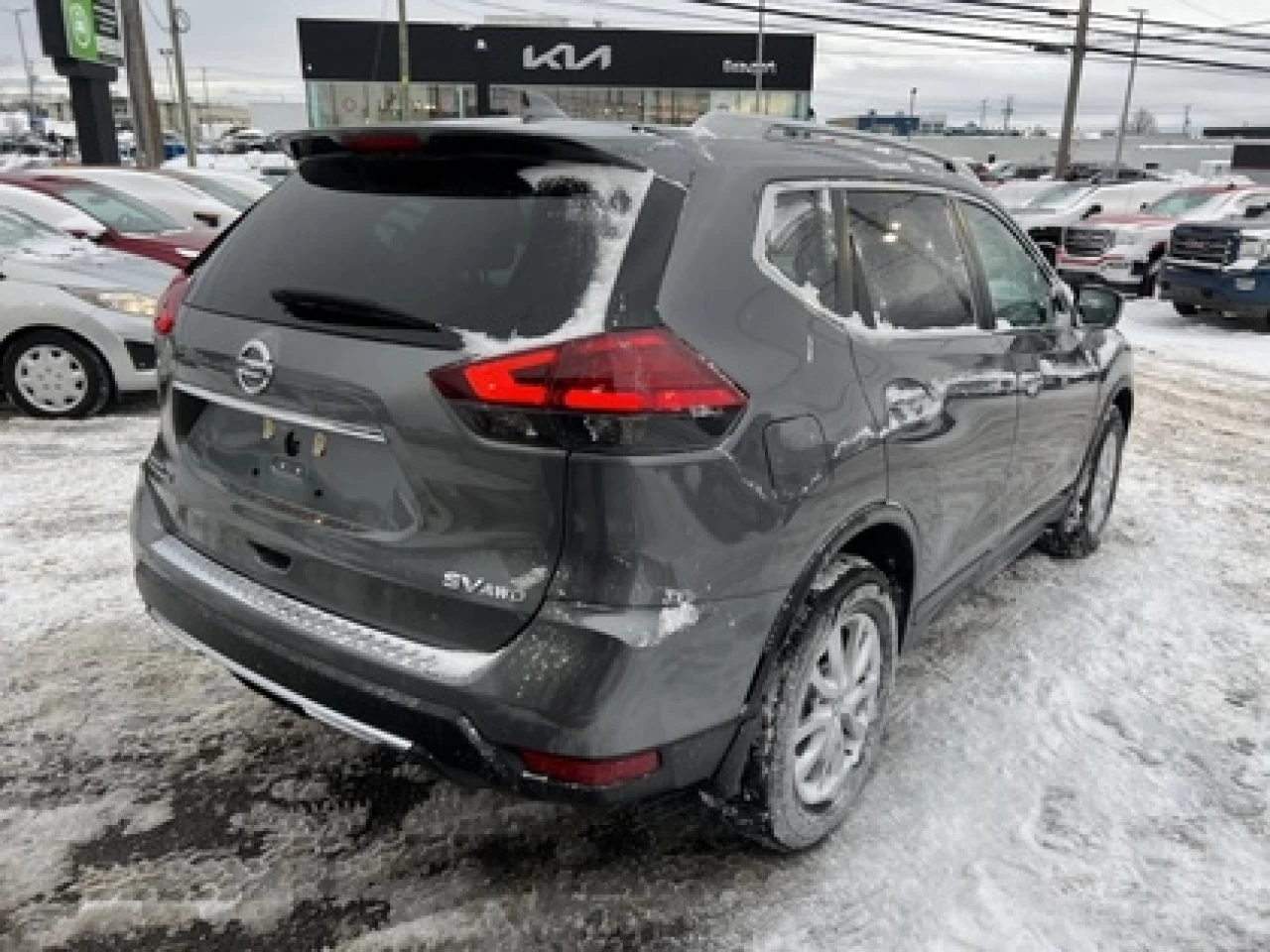 2018 Nissan Rogue SV AWD Image principale