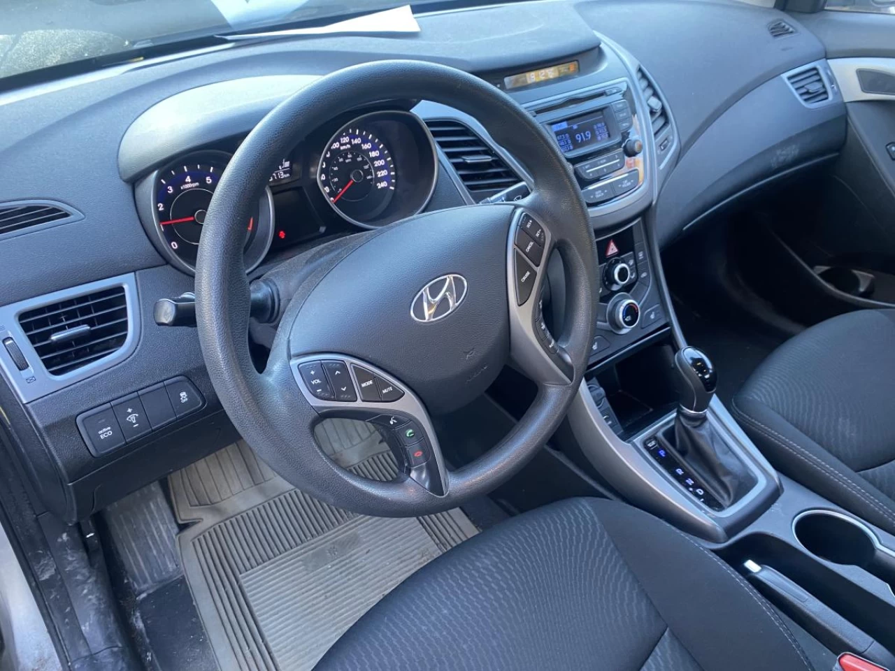 2015 Hyundai Elantra automatic Main Image