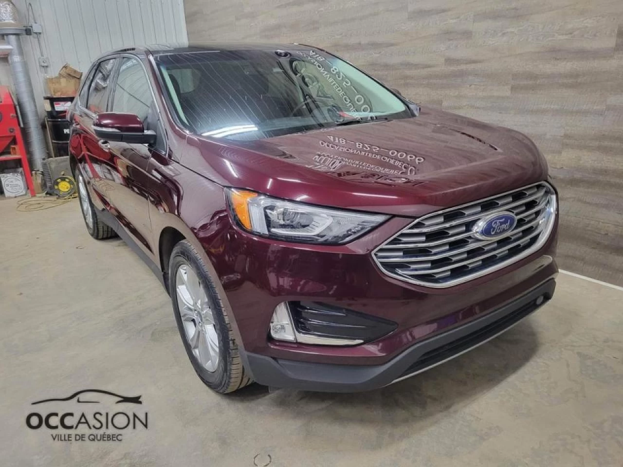 2020 Ford Edge Titanium AWD Main Image