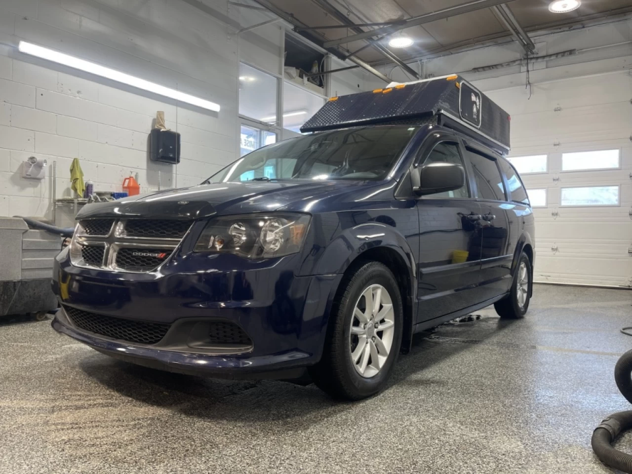 2013 Dodge Grand Caravan SXT Main Image