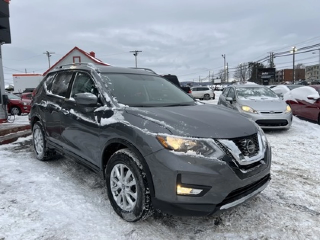 2018 Nissan Rogue SV AWD Main Image