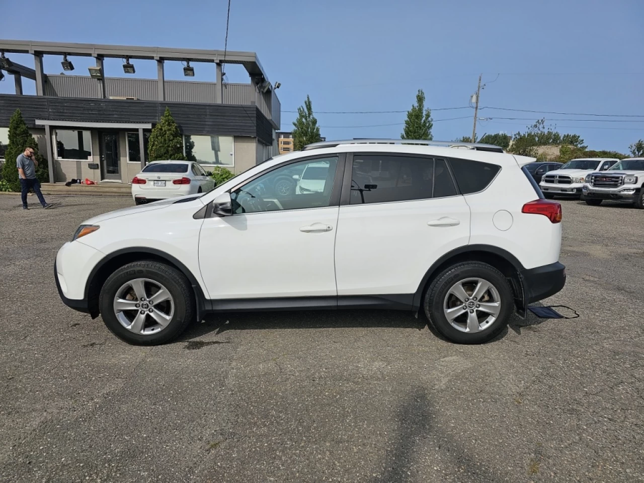 2015 Toyota RAV4 XLE Image principale