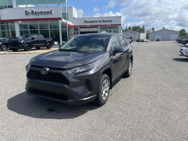 Toyota RAV4 LE AWD 2023