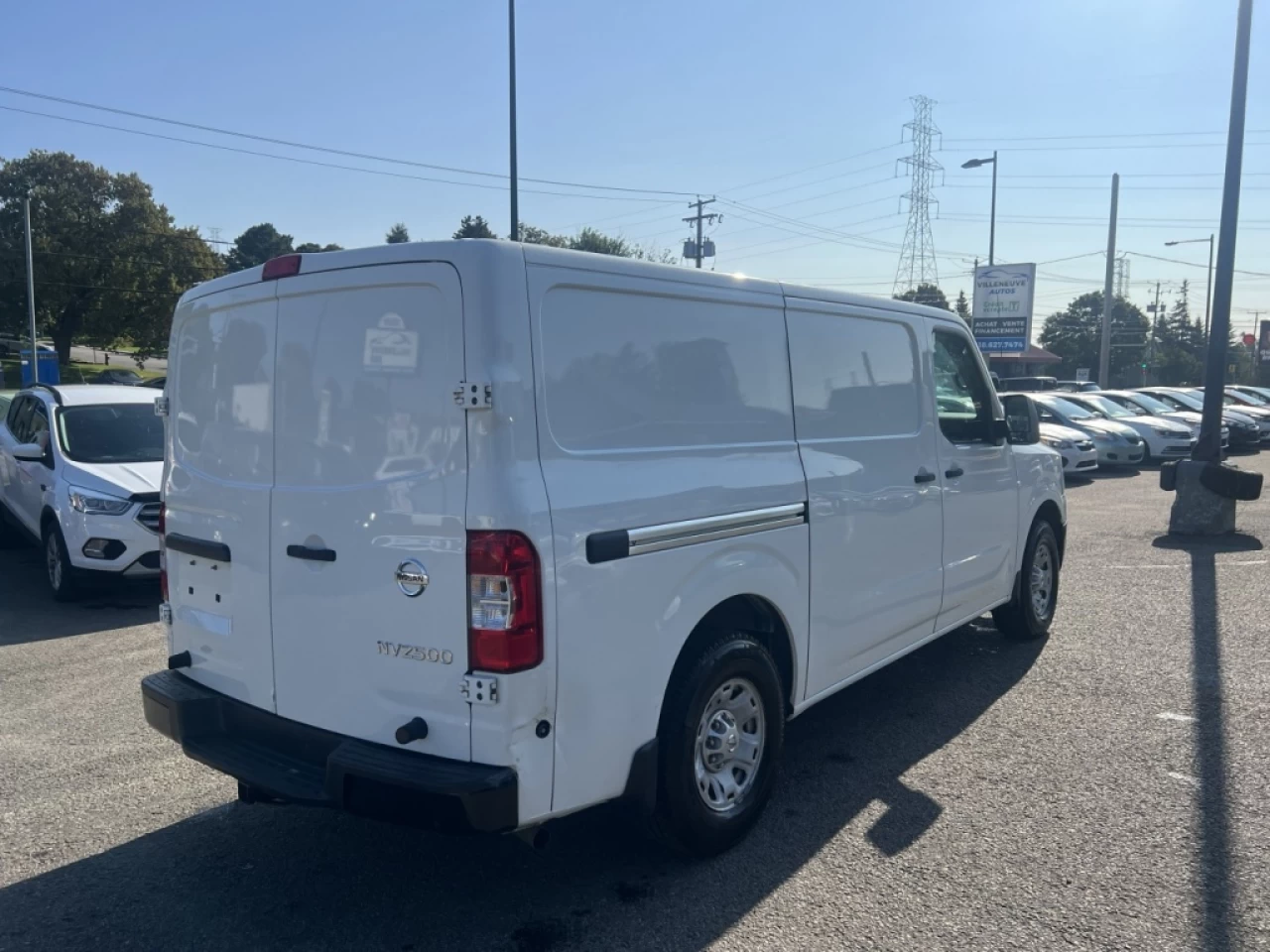 2017 Nissan NV Cargo SV Main Image