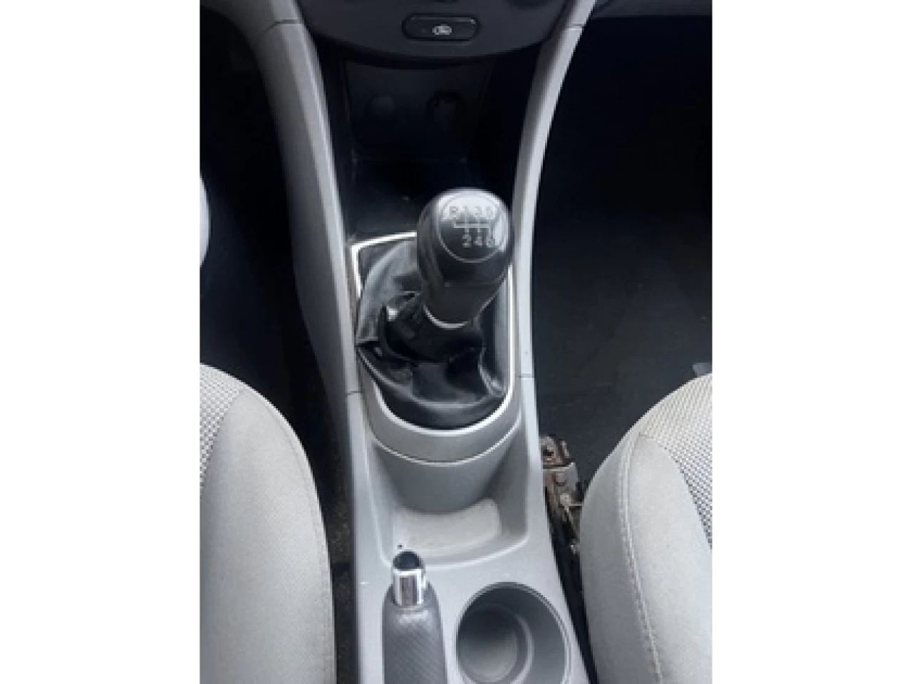 2012 Hyundai Accent  Main Image