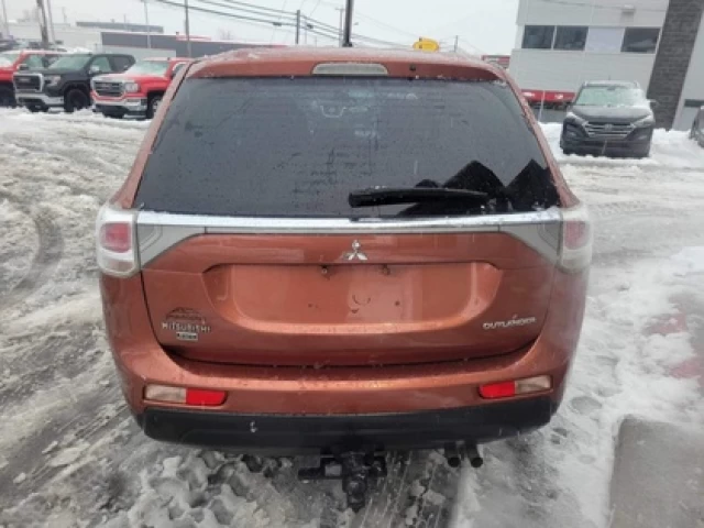 Mitsubishi Outlander SE AWD 7 PASSAGERS 2014