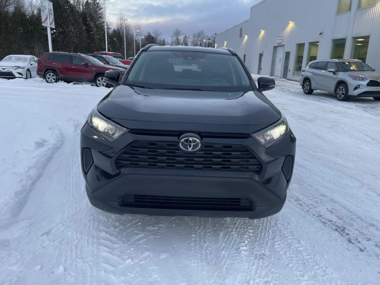 2019 Toyota RAV4 AWD LE Main Image