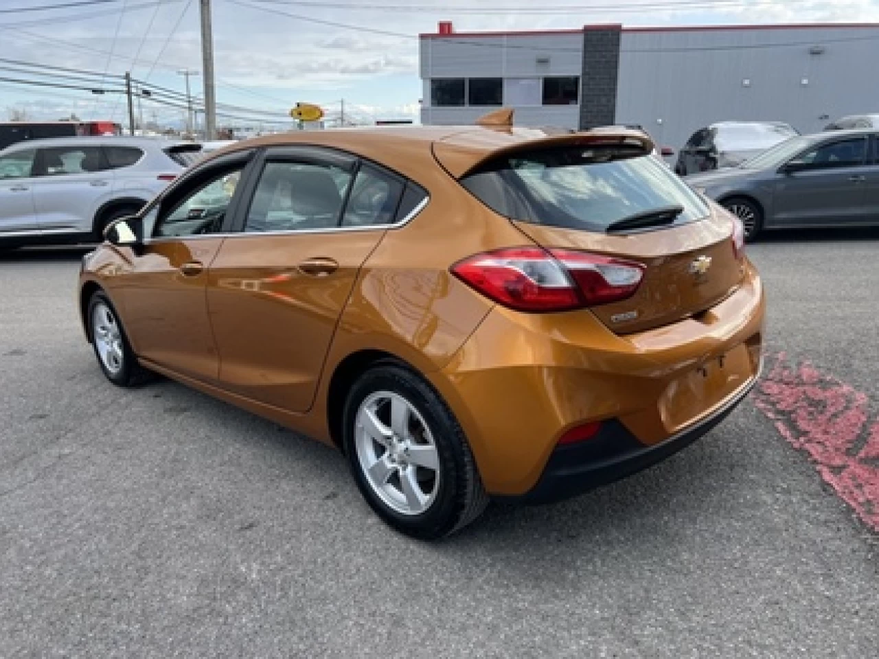 2017 Chevrolet Cruze LT Main Image