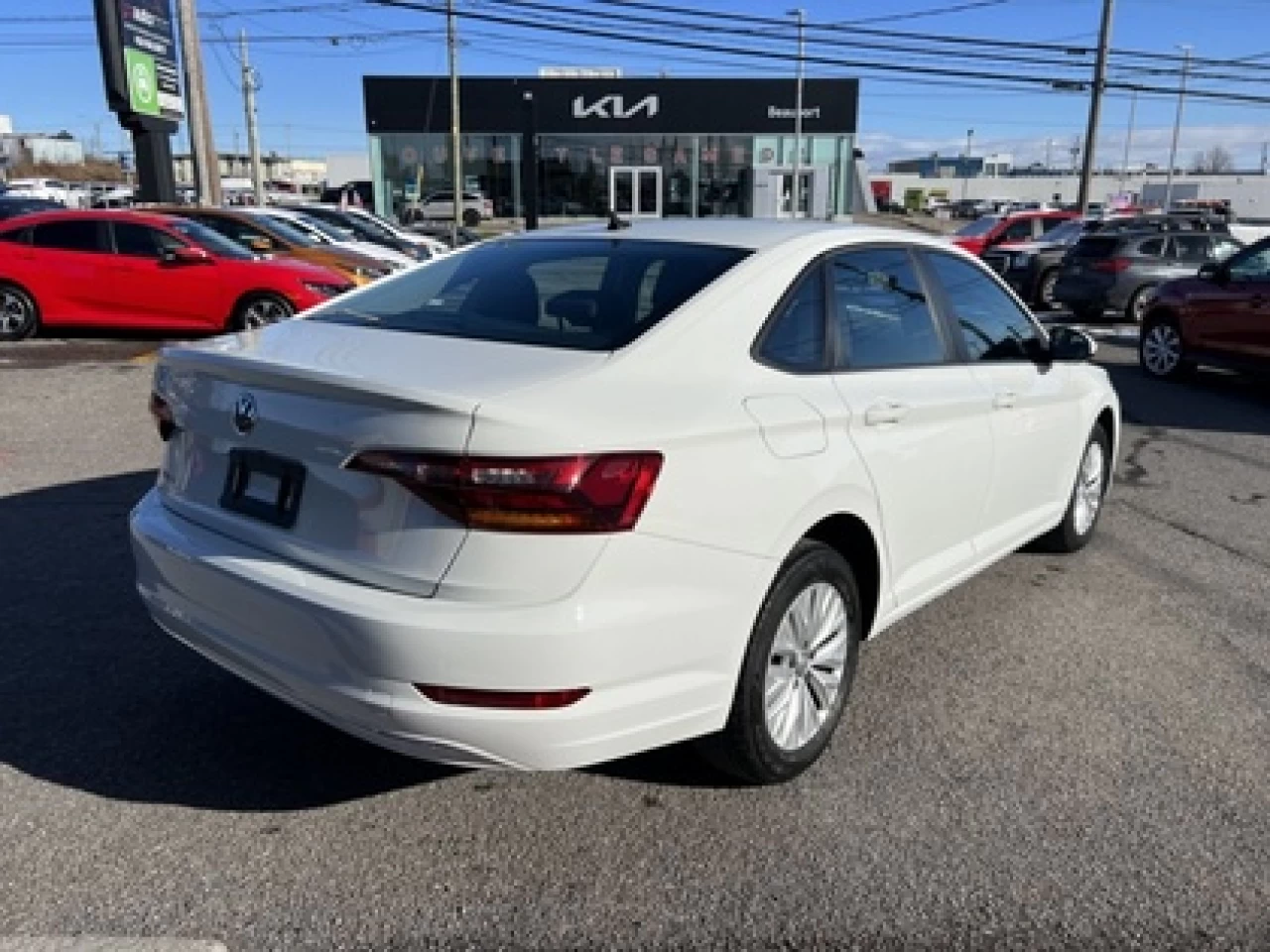 2019 Volkswagen Jetta Comfortline Main Image