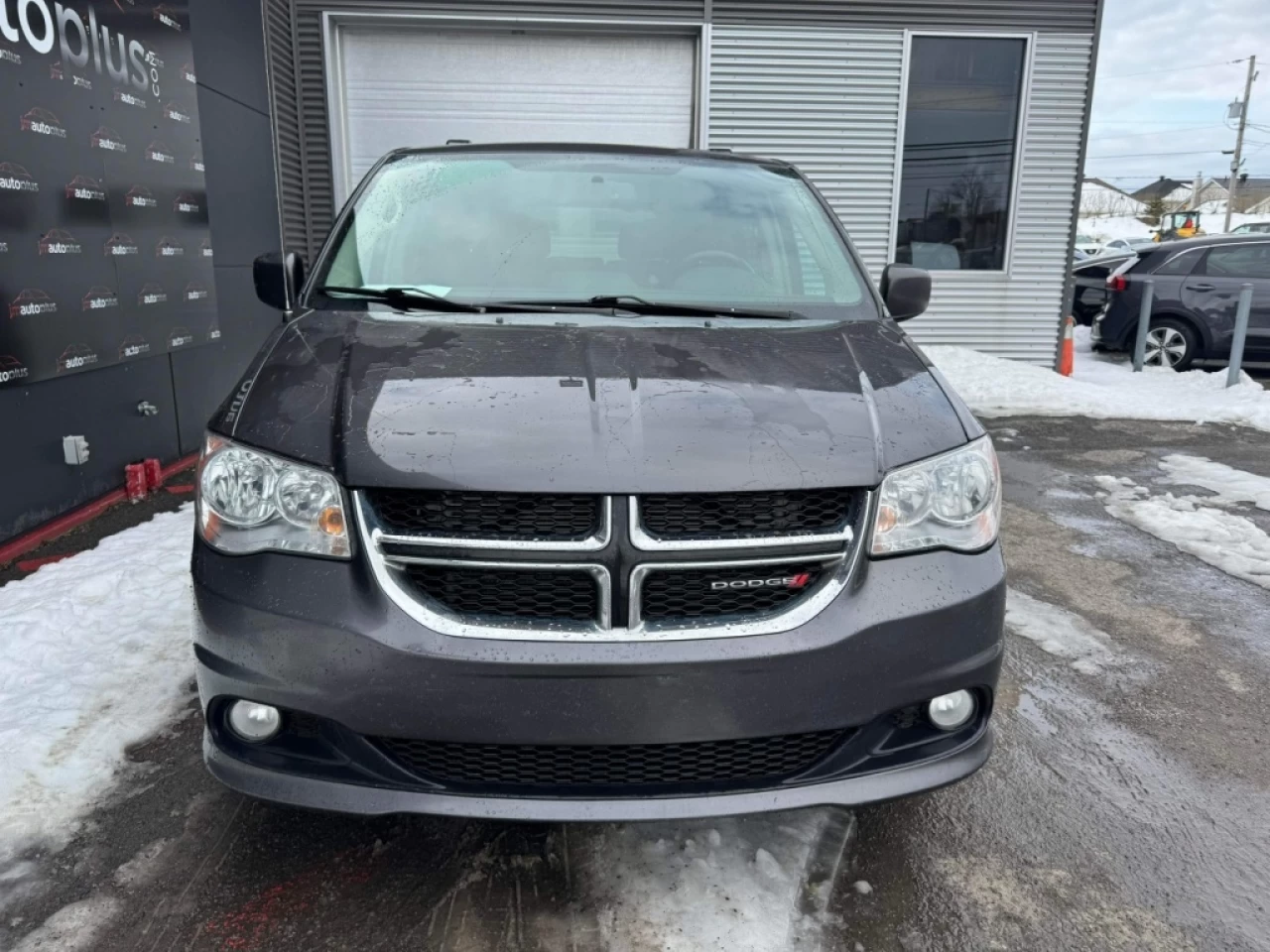 2017 Dodge Grand Caravan  Main Image