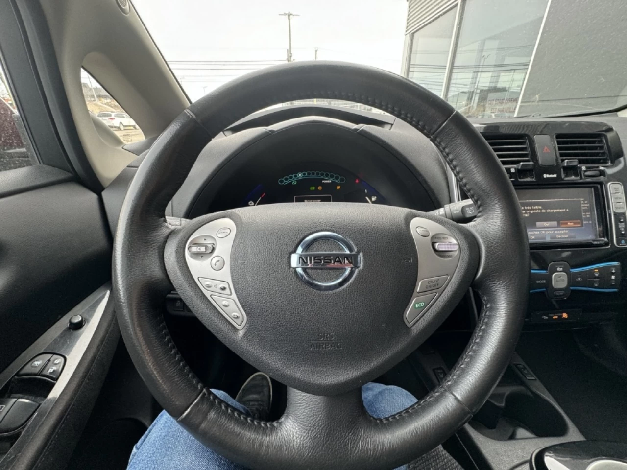 2016 Nissan LEAF SV Main Image