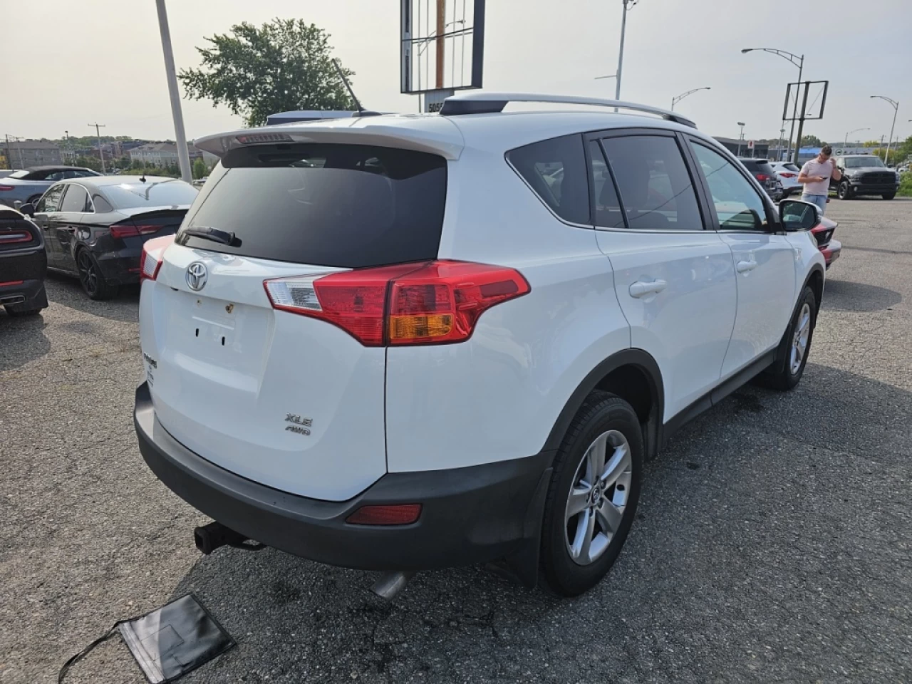 2015 Toyota RAV4 XLE Image principale