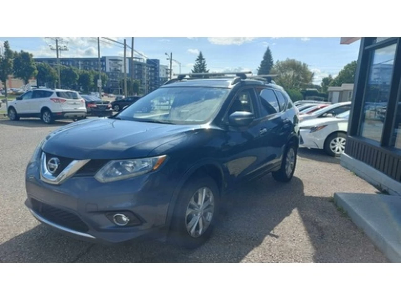 2015 Nissan Rogue SV *TOIT PANO* Image principale