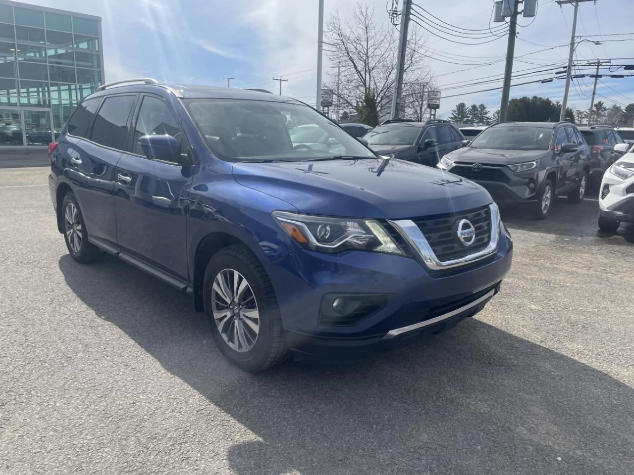 2019 Nissan Pathfinder 4dr 4wd Sl Premium Main Image