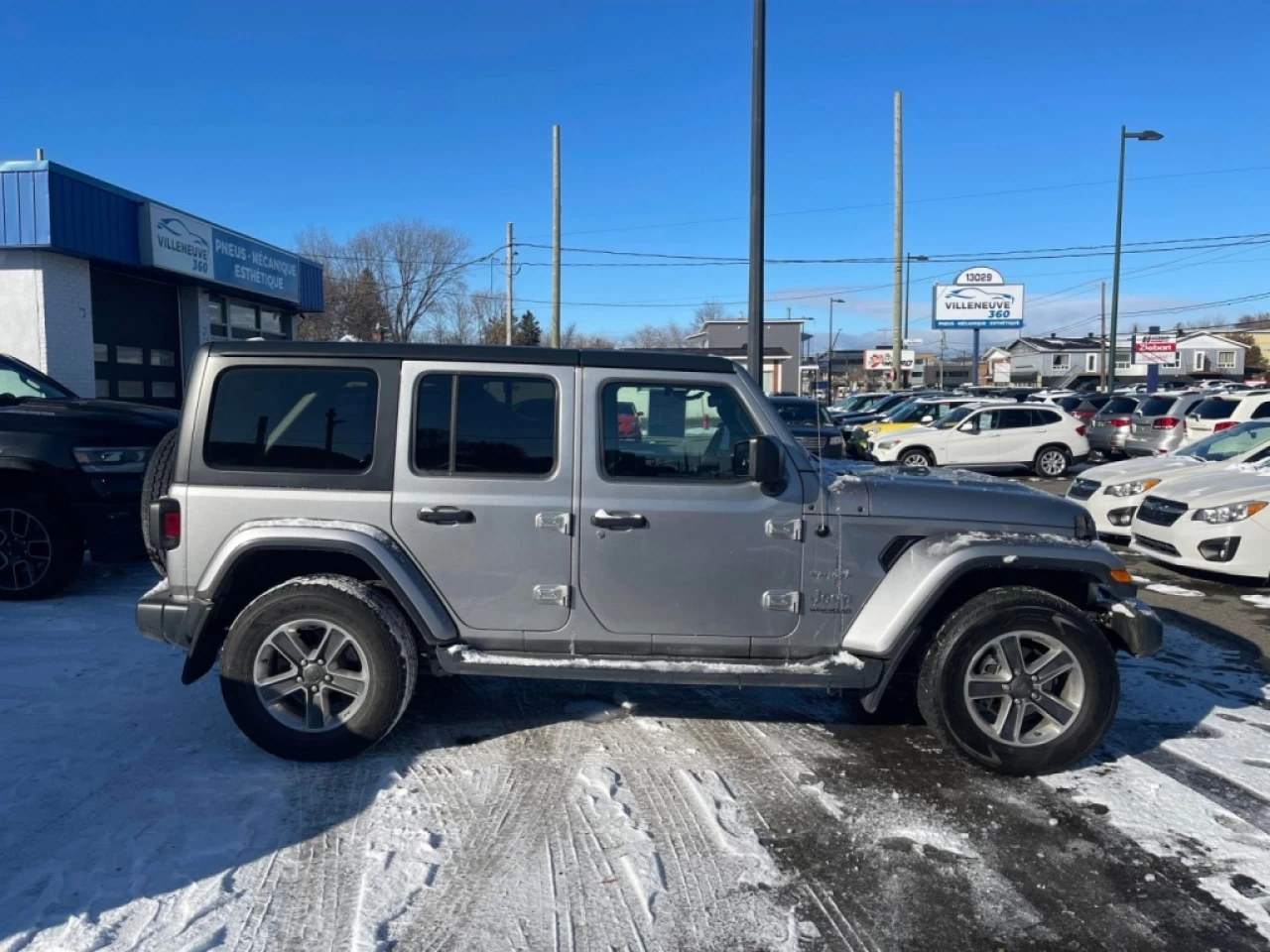 2019 Jeep Wrangler Sahara Image principale