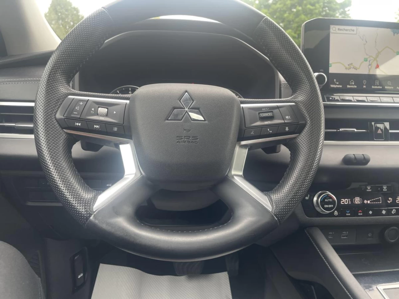 2022 Mitsubishi Outlander Le Premium Image principale