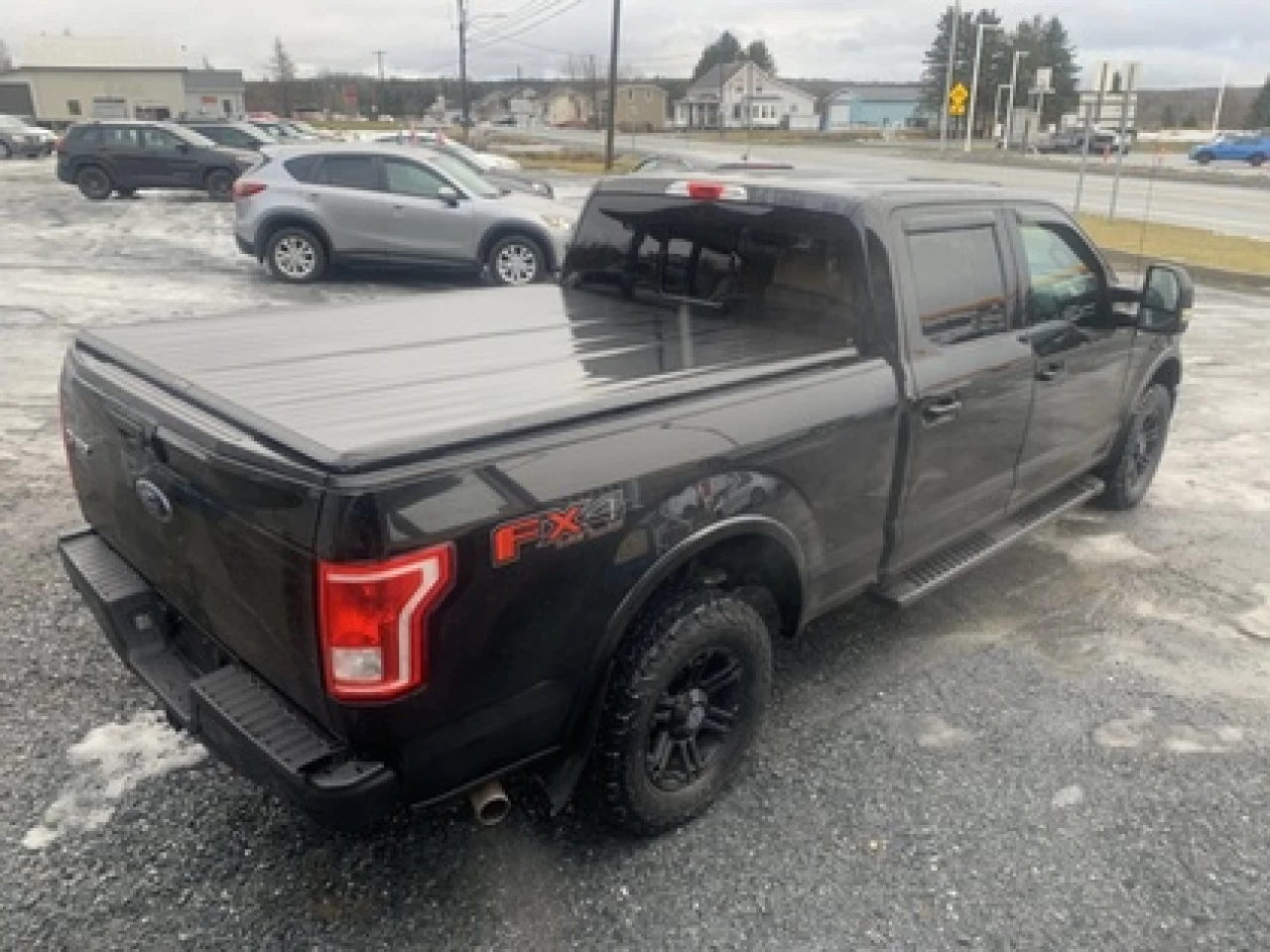 2017 Ford F-150 XLT Main Image