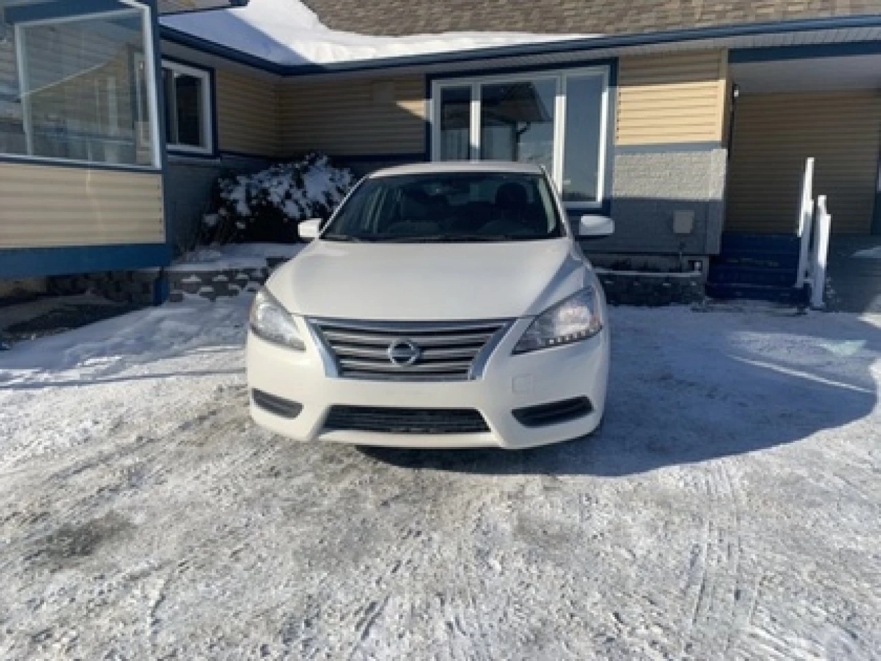 2014 Nissan Sentra SV Main Image