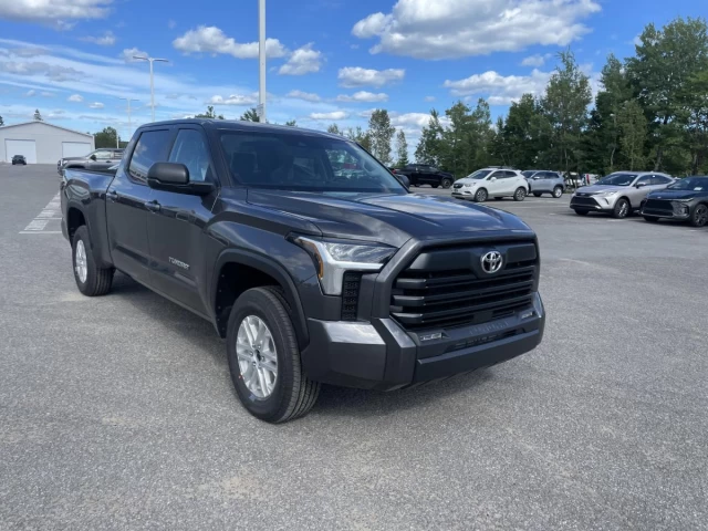 Toyota Tundra 4x4 Crewmax SR5 Long Bed 2024