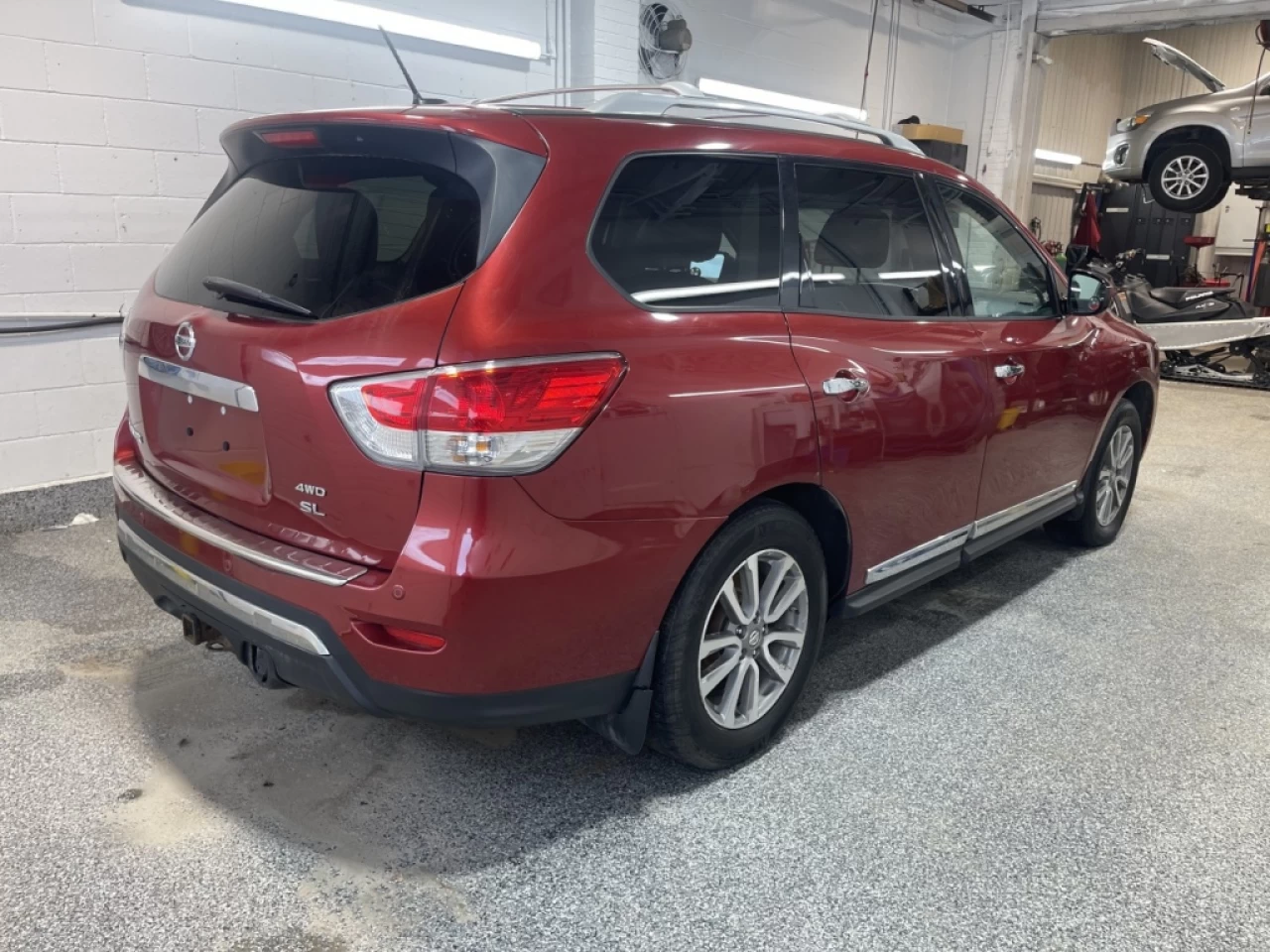 2014 Nissan Pathfinder SL Image principale