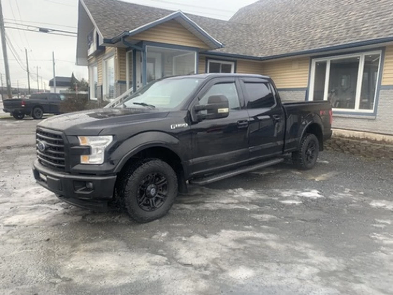 2017 Ford F-150 XLT Image principale