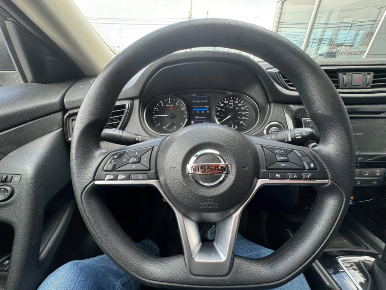 2020 Nissan Rogue SV Main Image