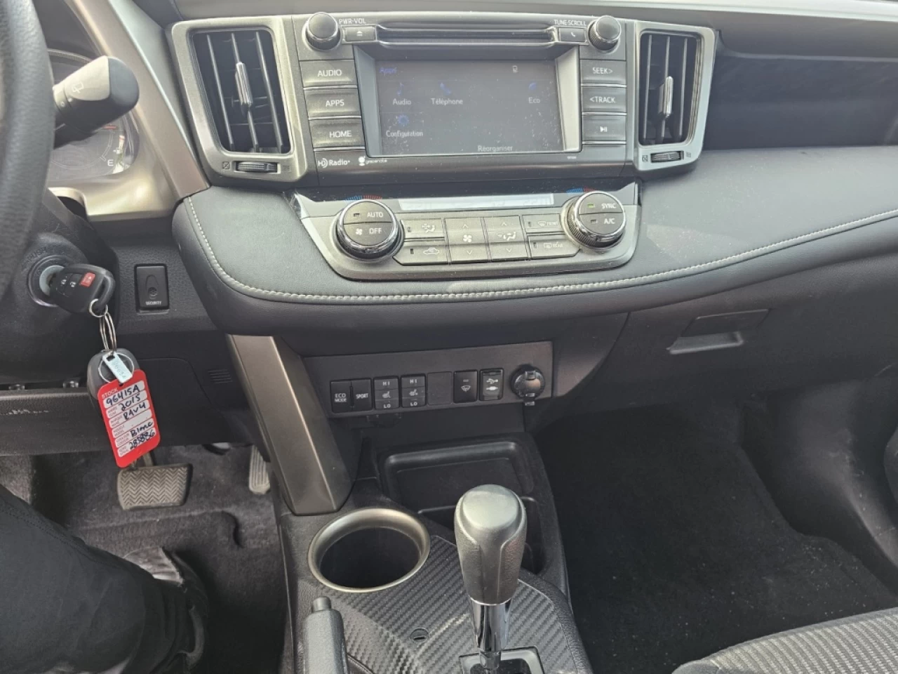 2015 Toyota RAV4 XLE Image principale