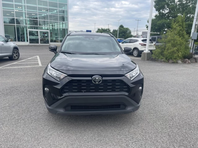 Toyota RAV4 XLE 2021