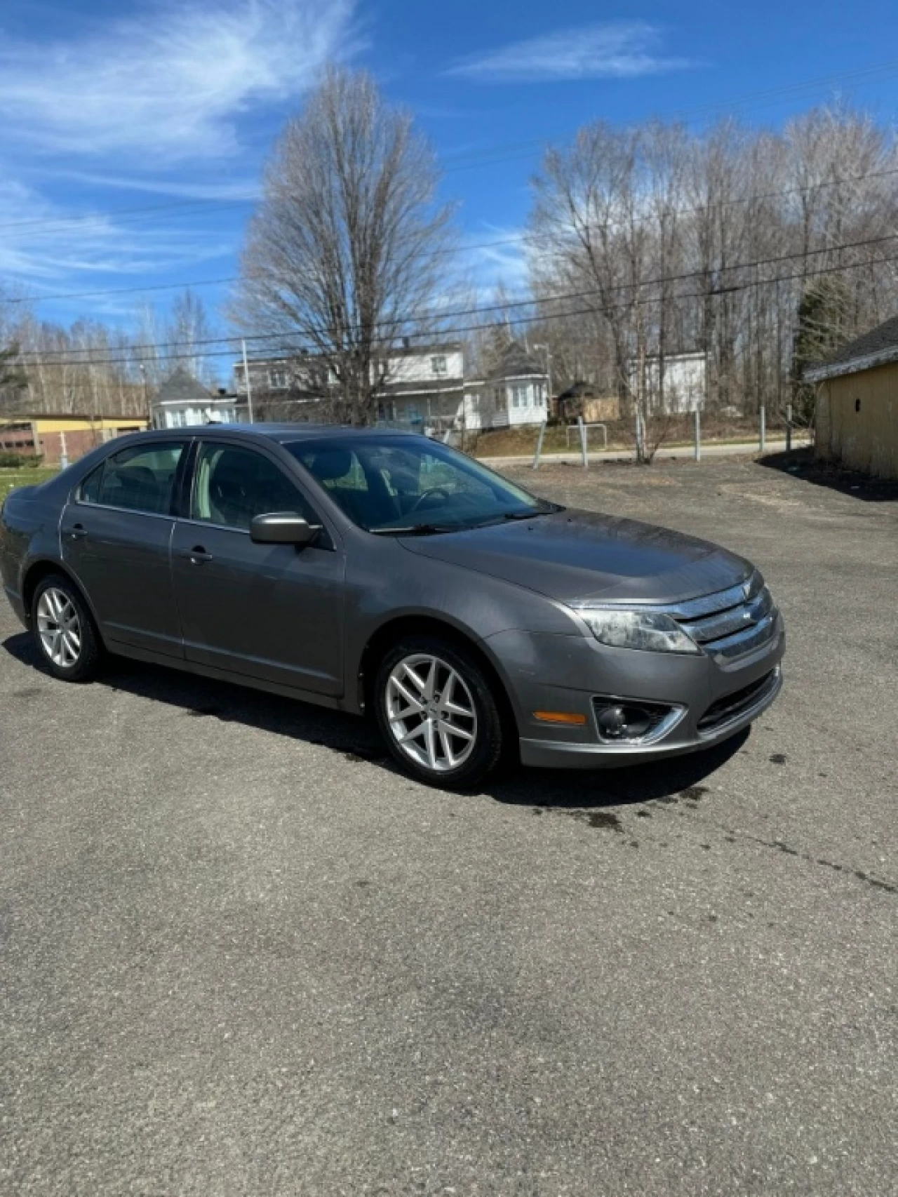 2010 Ford Fusion SEL Main Image