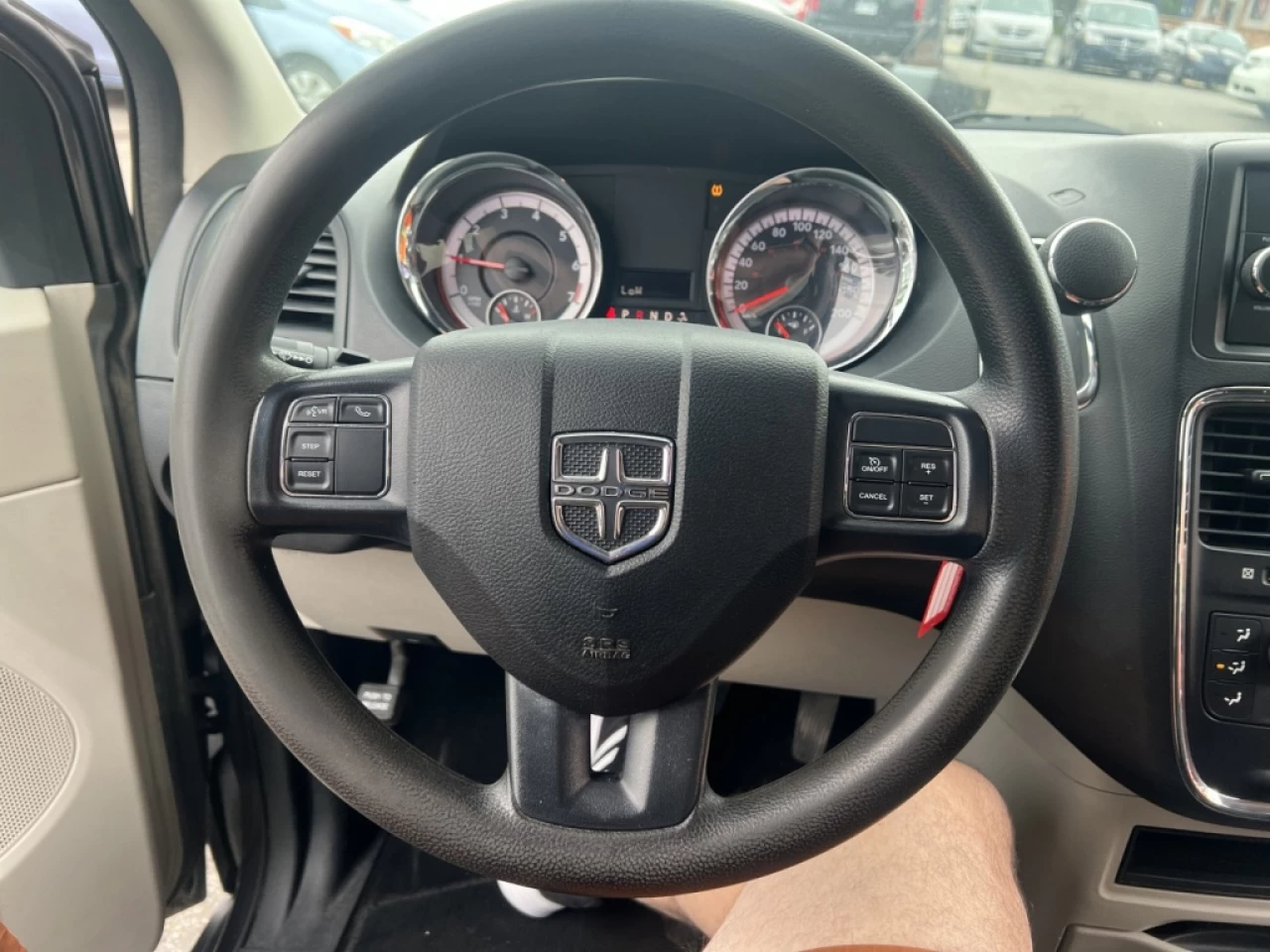 2019 Dodge Grand Caravan SXT Main Image