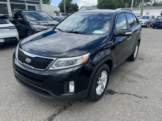 KIA Sorento LX 2014