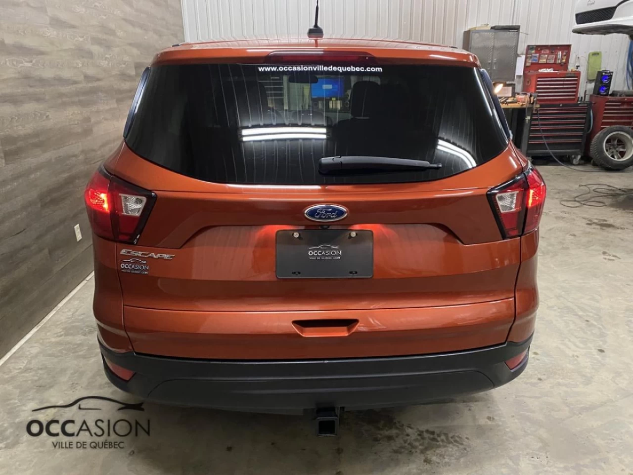 2019 Ford Escape S FWD Image principale