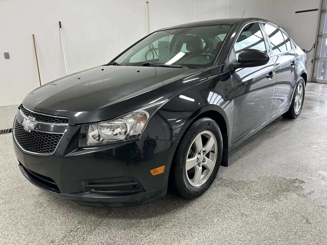 2014 Chevrolet Cruze 2LT Main Image