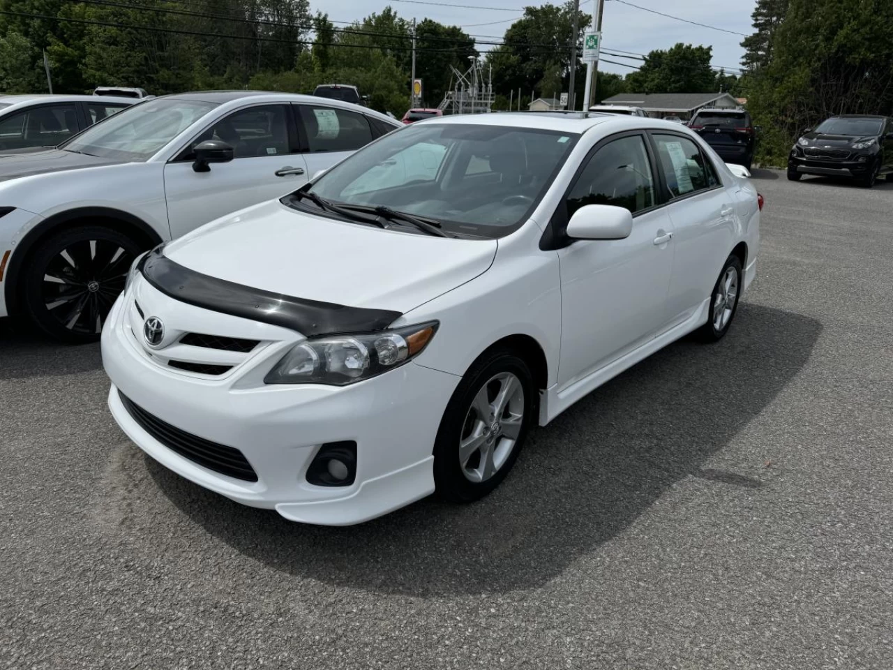 2013 Toyota Corolla 4dr Sdn Man CE Main Image