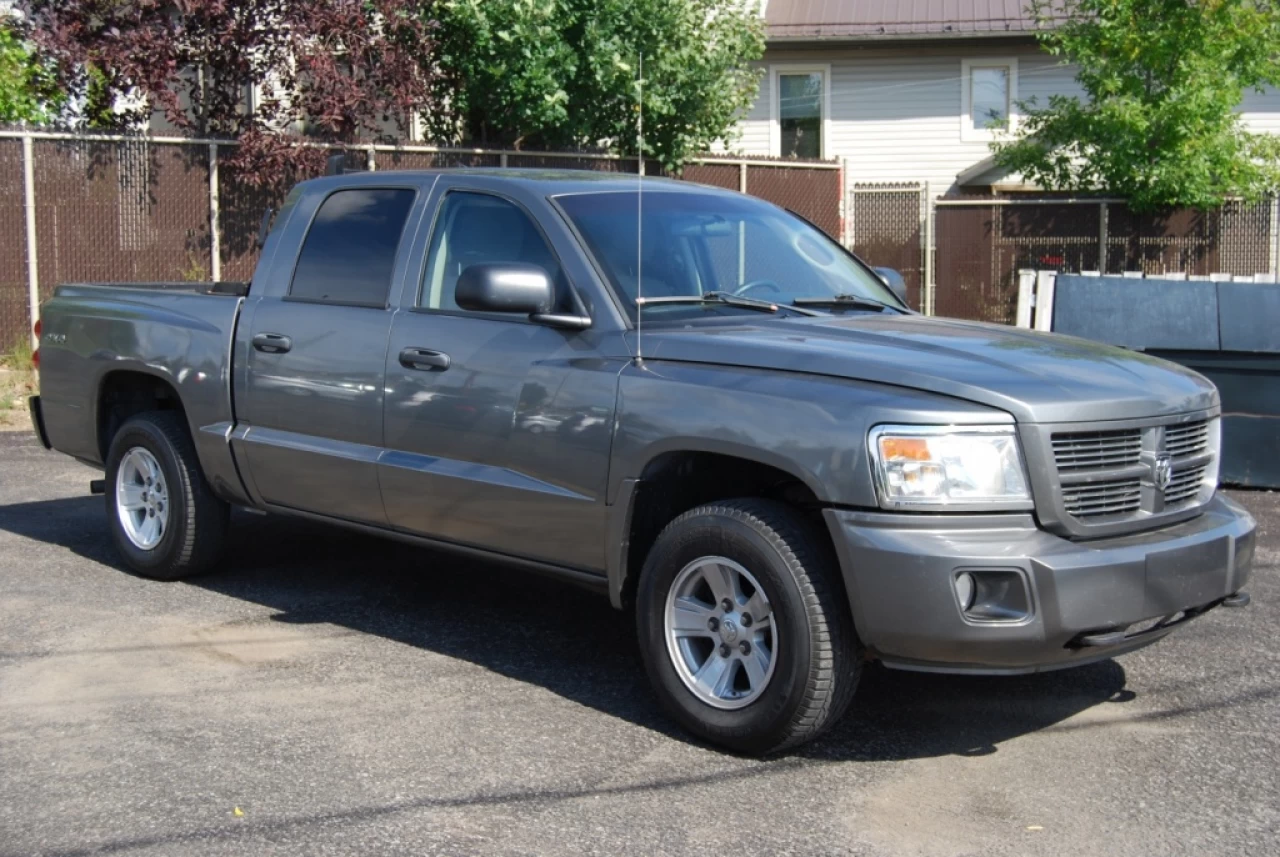 2011 Dodge Dakota SXT Image principale