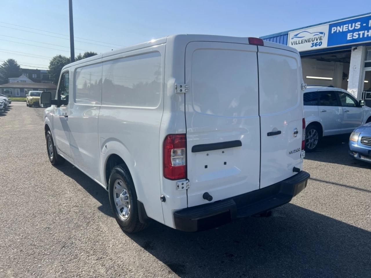 2017 Nissan NV Cargo SV Main Image