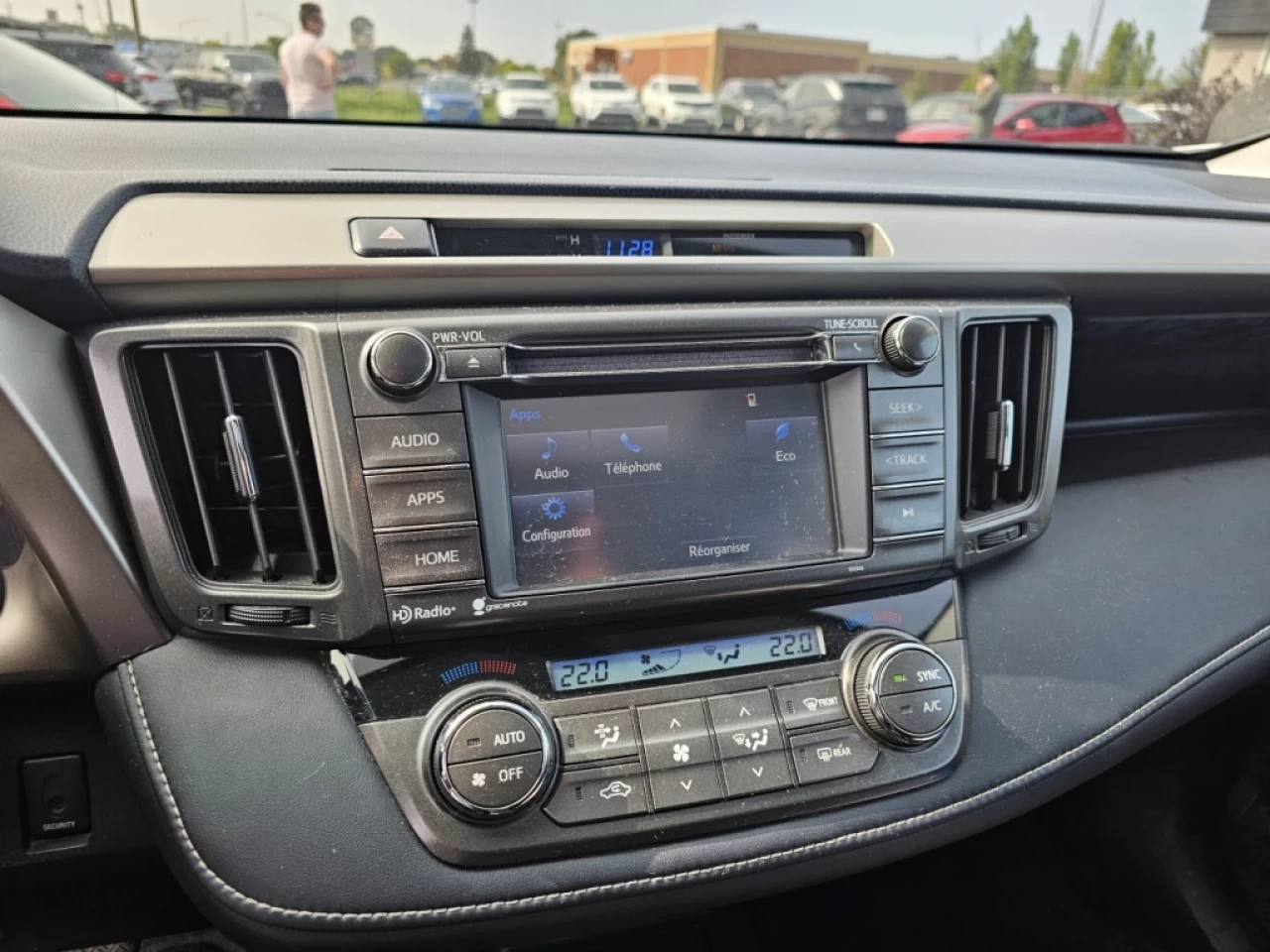 2015 Toyota RAV4 XLE Image principale