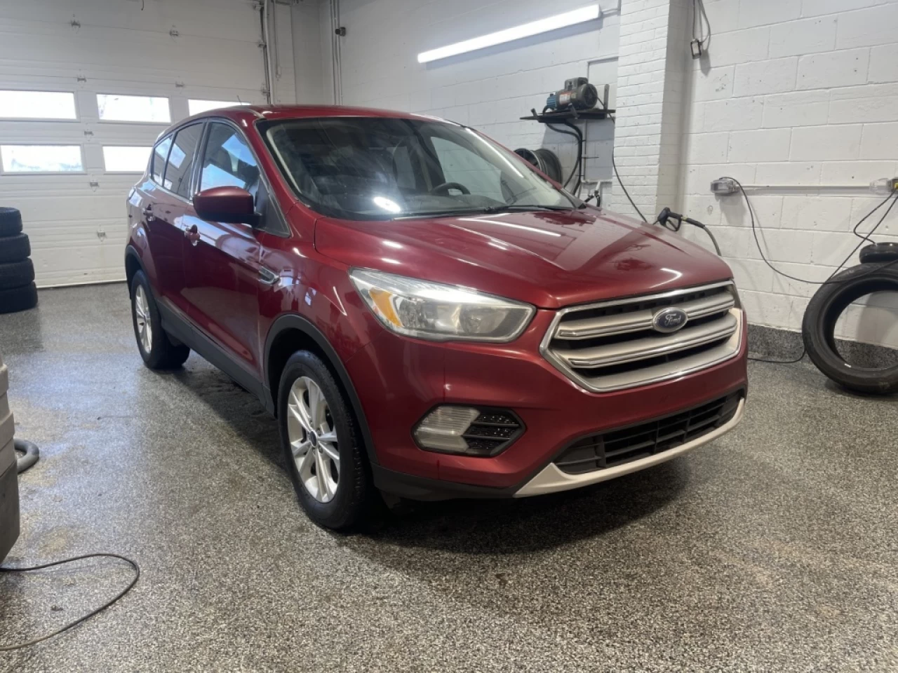 2017 Ford Escape SE Image principale