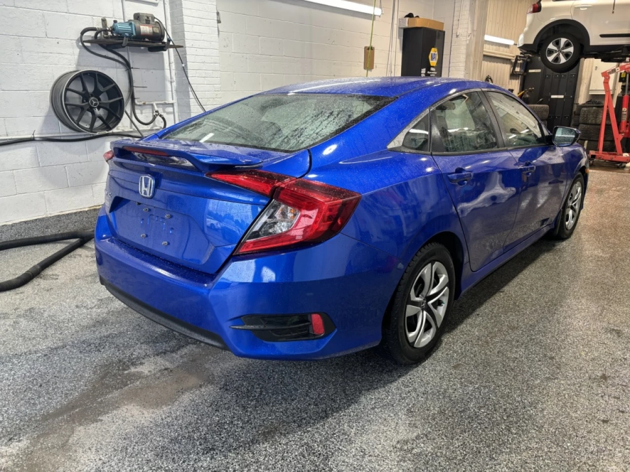 2017 Honda Civic LX Image principale