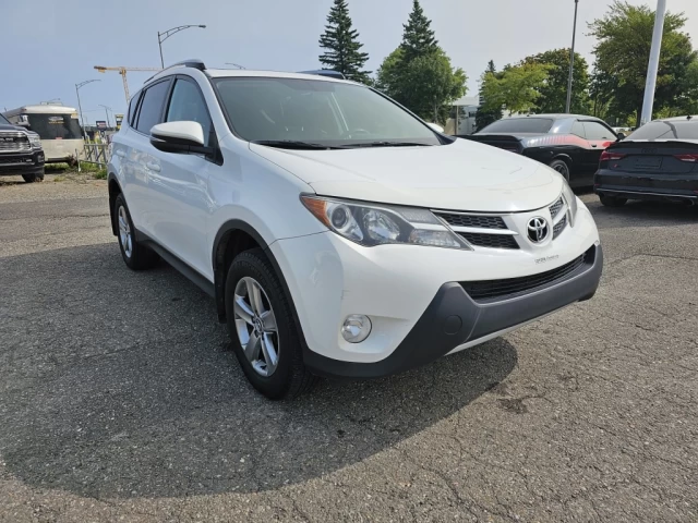 Toyota RAV4 XLE 2015