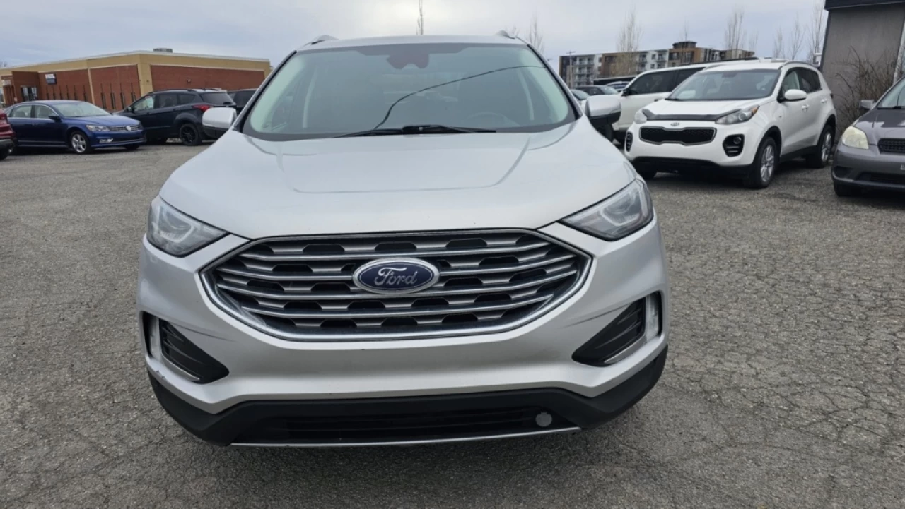 2019 Ford Edge SEL Main Image