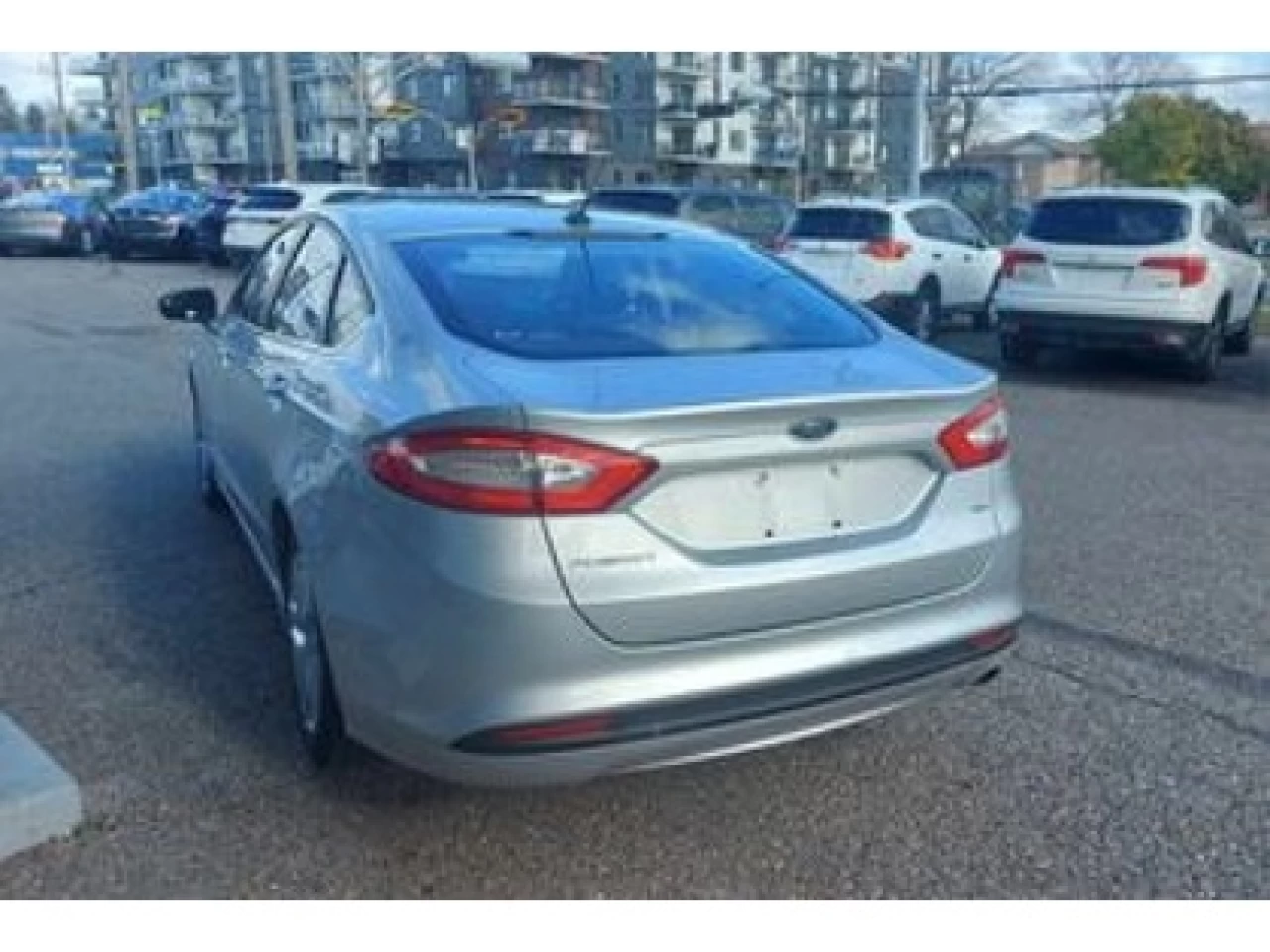 2014 Ford Fusion SE Main Image