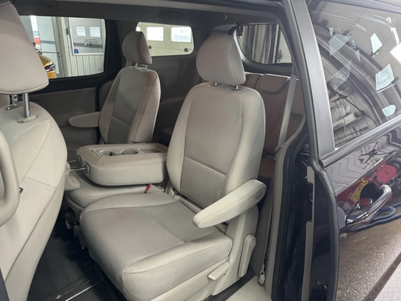 2019 KIA Sedona LX+ Main Image