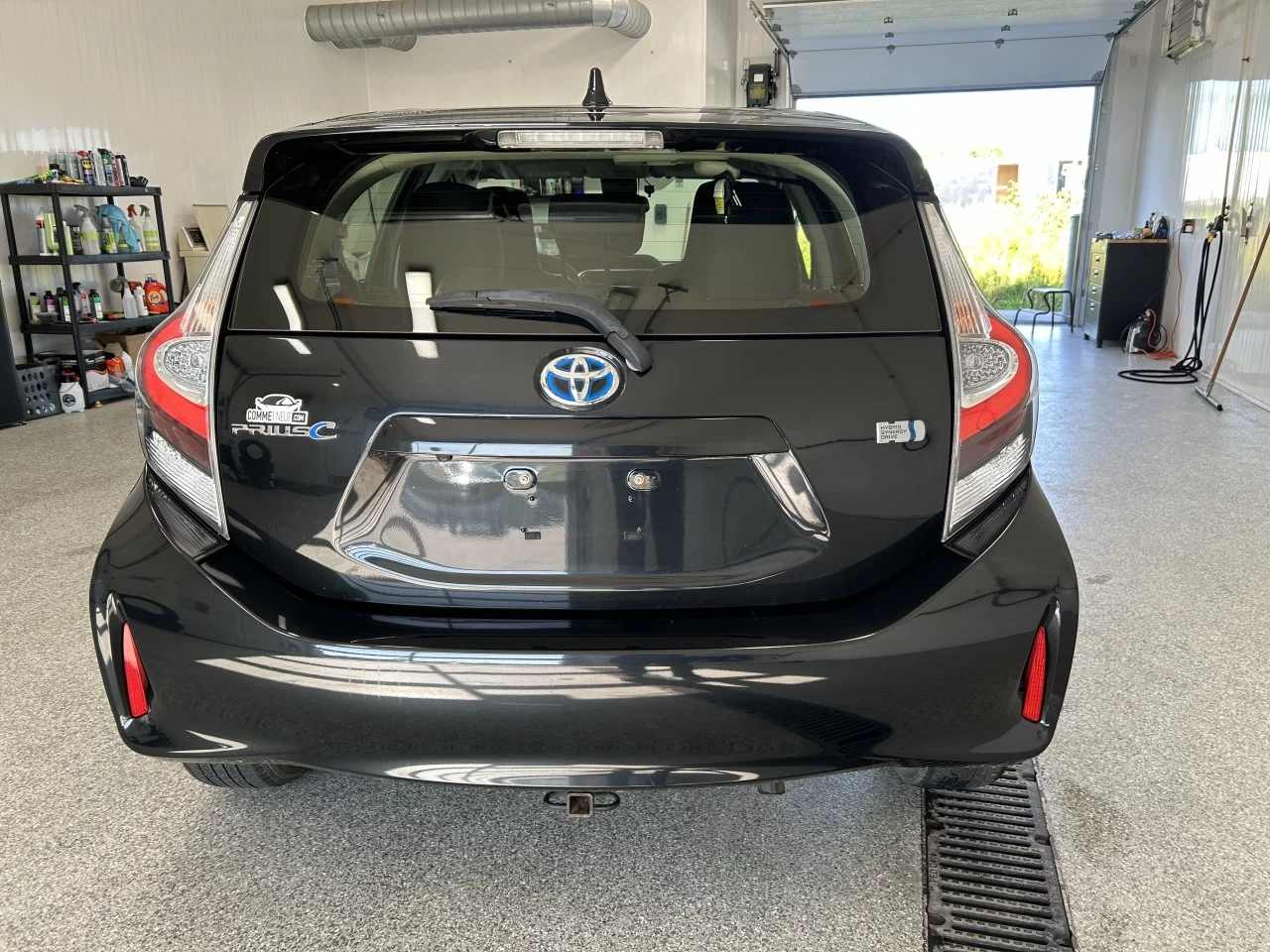 2018 Toyota Prius c Auto Image principale